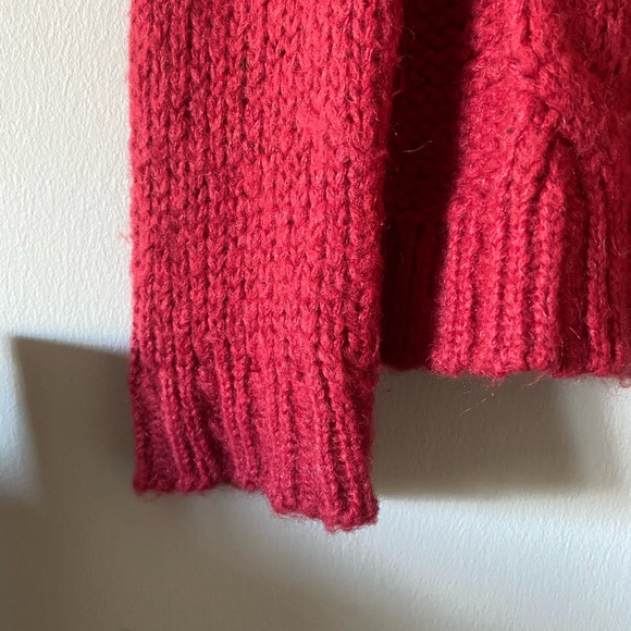 Wooden Ships Red Mohair Wool Blend Wooden Button Cable Knit Cardigan size S - Picture 5 of 8